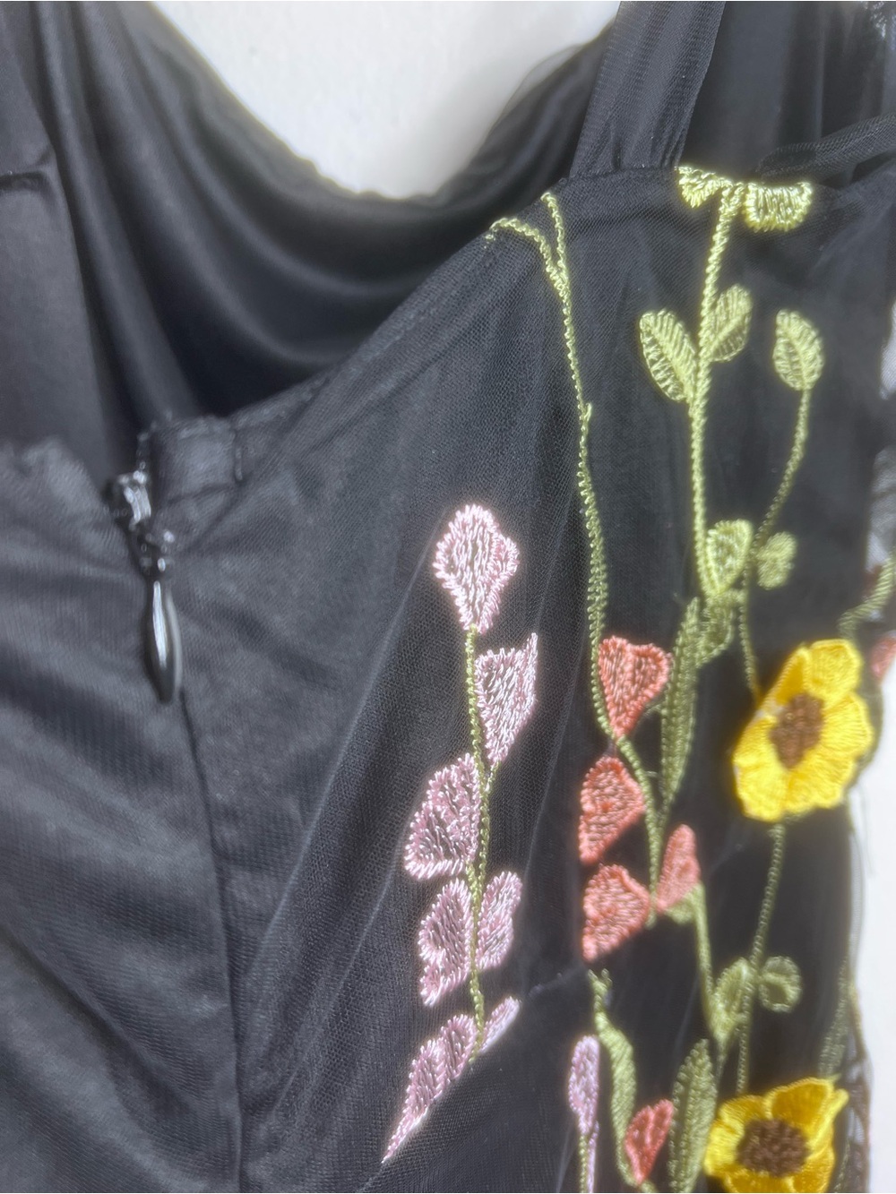 Lulus Thriving Poise Black 3D Floral Embroidered Tie-Strap Maxi Dress NWT Size L - Picture 12 of 17